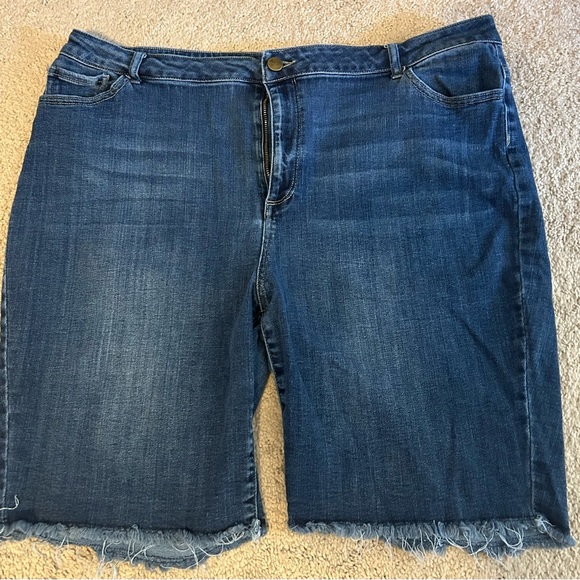Logo Women’s Denim Boyfriend Shorts - Picture 1 of 3